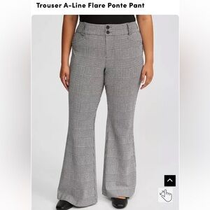 Torrid Black and White Flare Trousers - size 26 SHORT